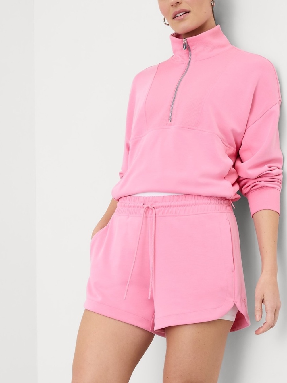 ATHLETA | Seasoft Mid-Rise 4” Shorts in Raphanus Pink | M